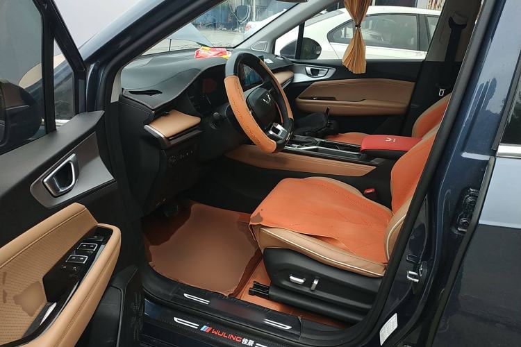 Used Wuling Jiachen 2022 1.5T CVT Deluxe Flagship Edition Driver Seat