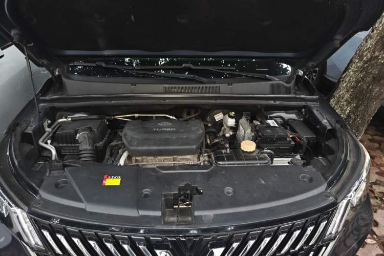 Used Wuling Jiachen 2022 1.5T CVT Smart Luxury Version Engine Bay