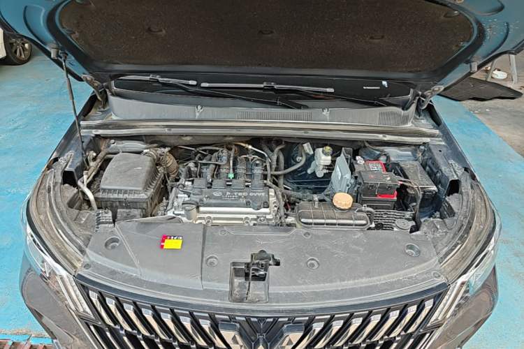 Used Wuling Jiachen 2022 1.5L Manual Comfort Edition Engine Bay
