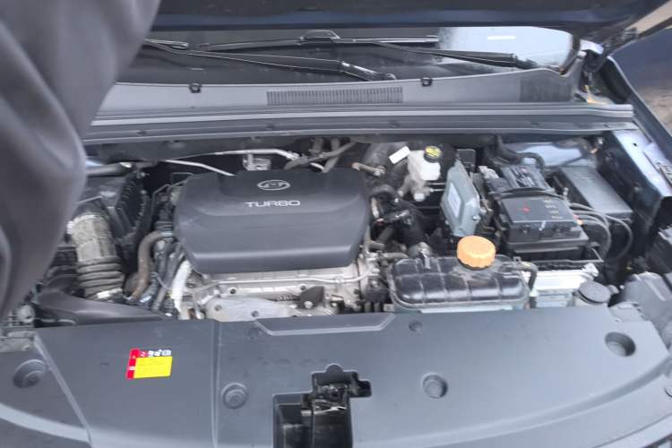 Used Wuling Jiachen 2022 1.5T CVT Smart Luxury Version Engine Bay