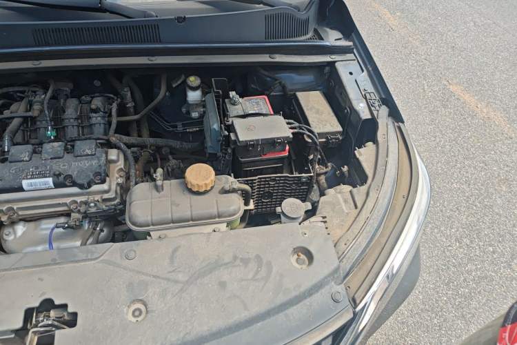 Used Wuling Jiachen 2022 1.5L Manual Enjoyment Elite Model Engine Bay Left