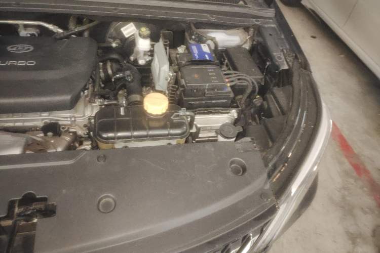 Used Wuling Jiachen 2022 1.5T CVT Deluxe Flagship Edition Engine Bay Left