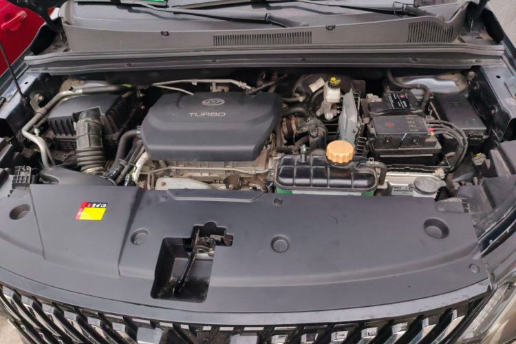 Used Wuling Jiachen 2022 1.5T CVT Smart Luxury Version Engine Bay