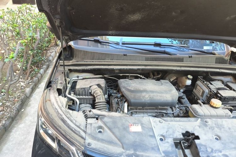 Used Wuling Jiachen 2022 1.5T CVT Smart Luxury Version Engine Bay Right