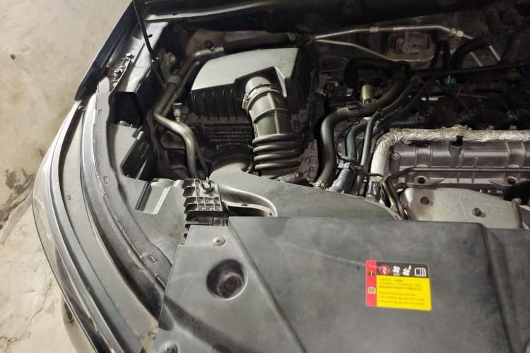 Used Wuling Jiachen 2022 1.5T Manual Light Enjoyment Dynamic Version Engine Bay Right