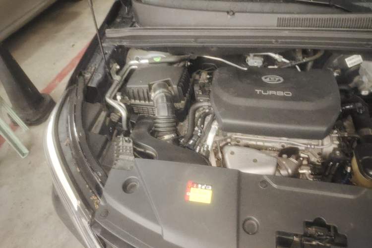 Used Wuling Jiachen 2022 1.5T CVT Deluxe Flagship Edition Engine Bay Right