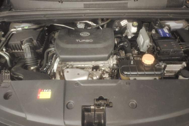 Used Wuling Jiachen 2022 1.5T CVT Deluxe Flagship Edition Engine Bay