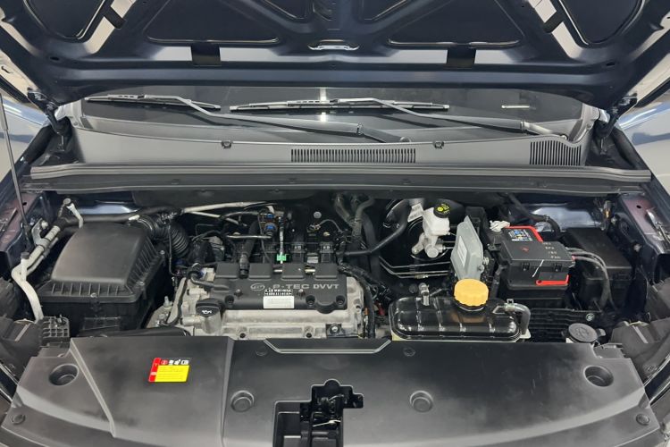 Used Wuling Jiachen 2022 1.5L Manual Enjoyment Elite Model Engine Bay