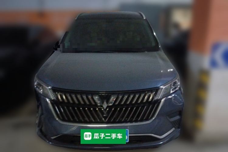 Used Wuling Jiachen 2022 1.5T Manual Comfort & Dynamic Version Exterior 1
