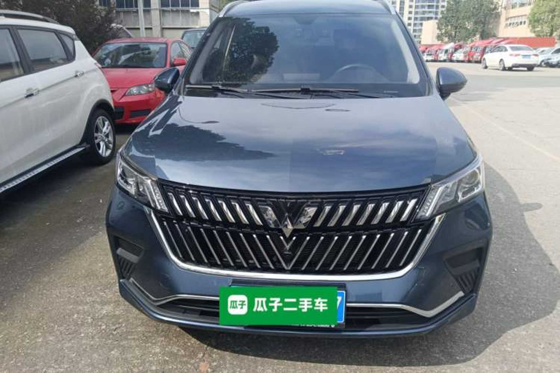 Used Wuling Jiachen 2022 1.5L Manual Comfort Edition Exterior 1