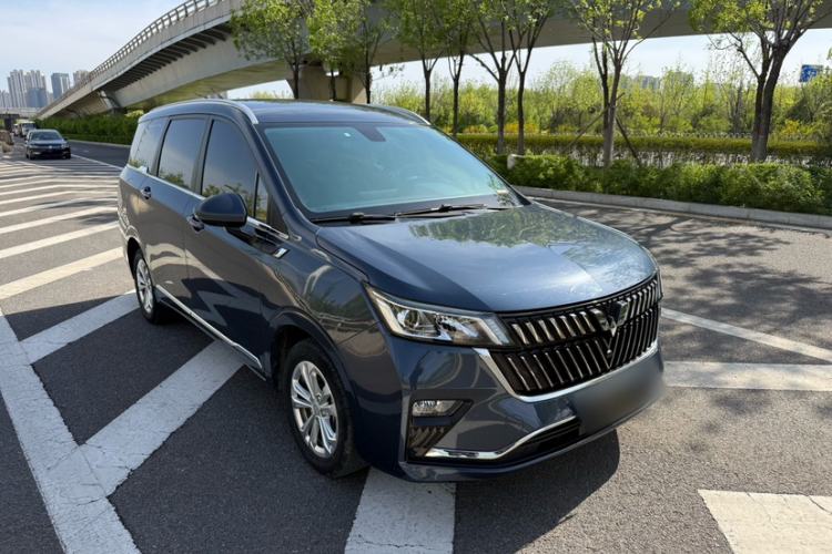 Used Wuling Jiachen 2022 1.5T CVT Smart Luxury Version Exterior 2