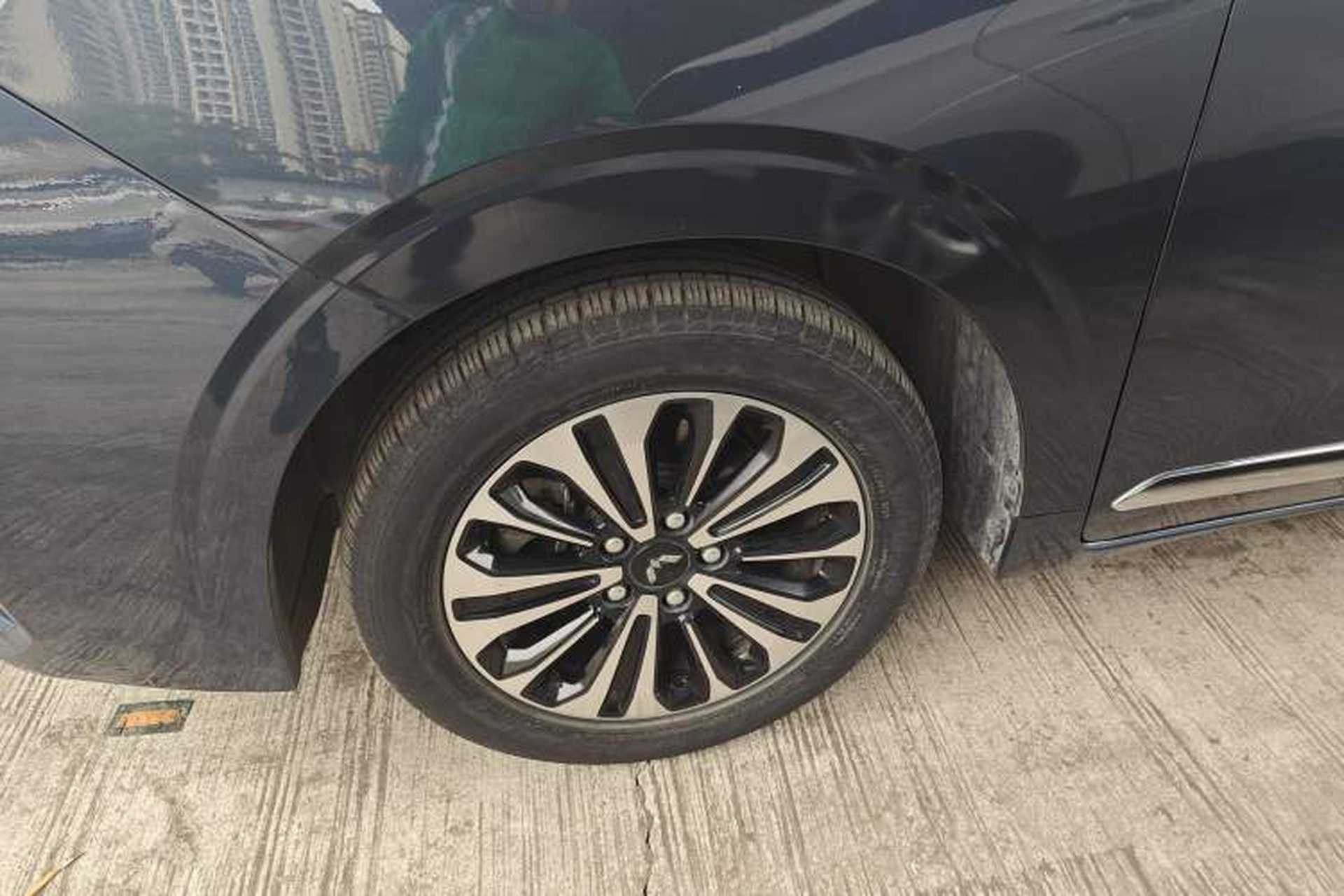 Used Wuling Jiachen 2022 1.5T CVT Deluxe Flagship Edition Exterior 2