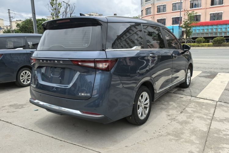 Used Wuling Jiachen 2022 1.5T Manual Comfort & Dynamic Version Exterior 2