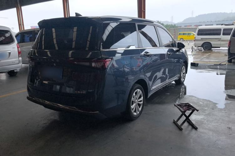 Used Wuling Jiachen 2022 1.5L Manual Comfort Edition Exterior 3
