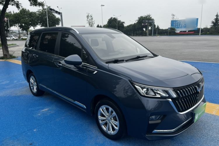 Used Wuling Jiachen 2022 1.5T CVT Smart Luxury Version Exterior 4