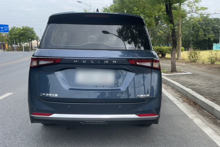 Used Wuling Jiachen 2022 1.5T Manual Light Enjoyment Dynamic Version Exterior 5