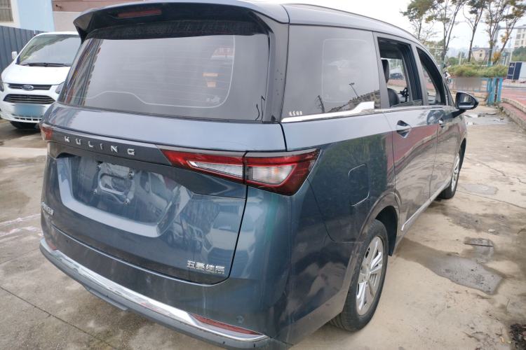 Used Wuling Jiachen 2022 1.5T Manual Comfort & Dynamic Version Exterior 5