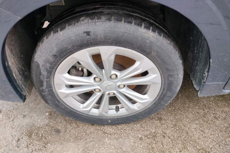 Used Wuling Jiachen 2022 1.5T Manual Comfort & Dynamic Version Exterior 7