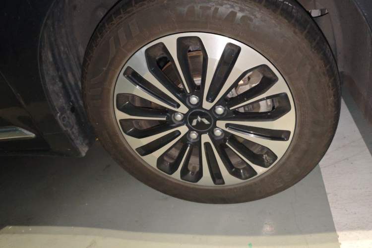 Used Wuling Jiachen 2022 1.5T CVT Deluxe Flagship Edition Exterior 7