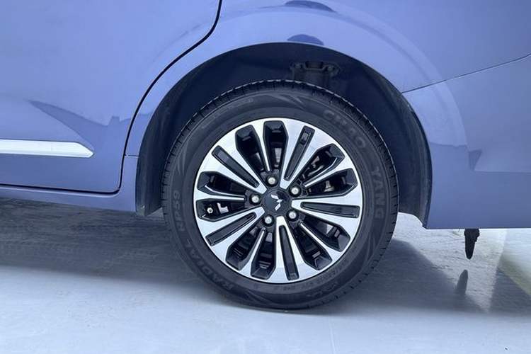 Used Wuling Jiachen 2022 1.5T CVT Deluxe Flagship Edition Exterior 9