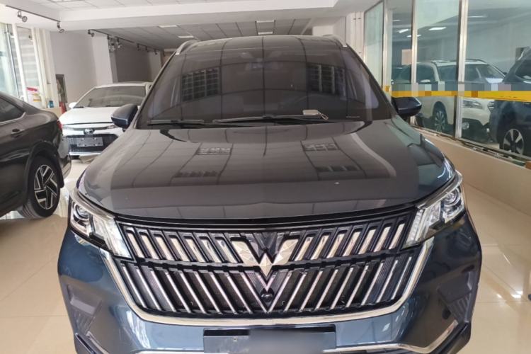 Used Wuling Jiachen 2022 1.5L Manual Light Comfort Edition Front