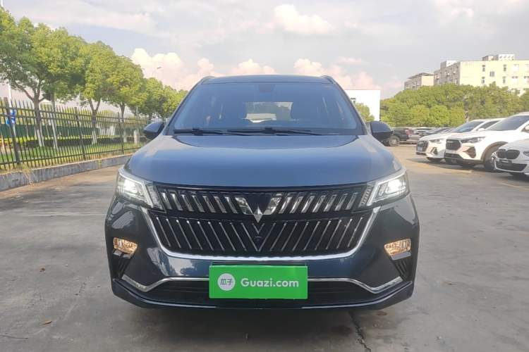 Used Wuling Jiachen 2022 1.5T CVT Deluxe Flagship Edition Front