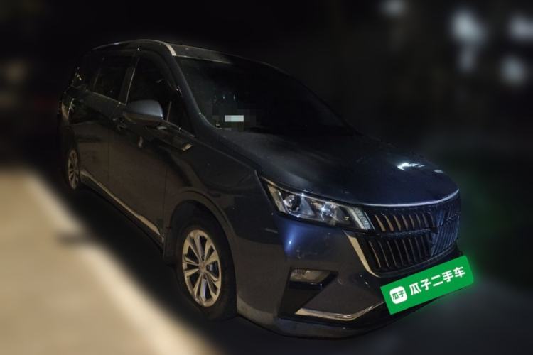 Used Wuling Jiachen 2022 1.5T CVT Smart Luxury Version Front Right 45 Deg