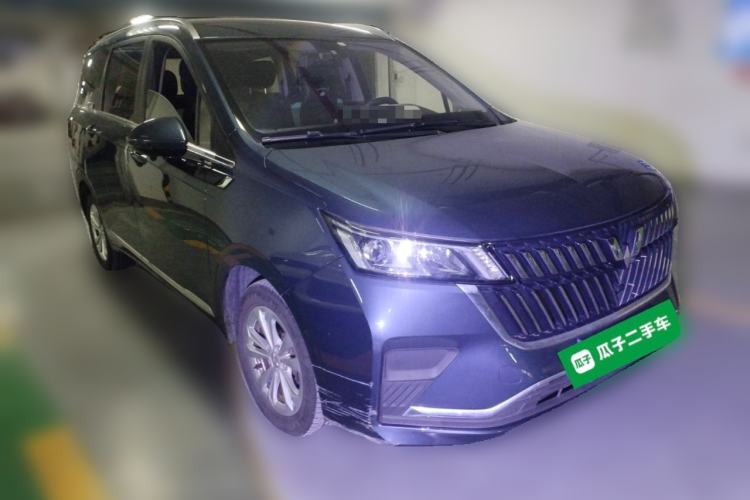 Used Wuling Jiachen 2022 1.5T Manual Light Enjoyment Dynamic Version Front Right 45 Deg