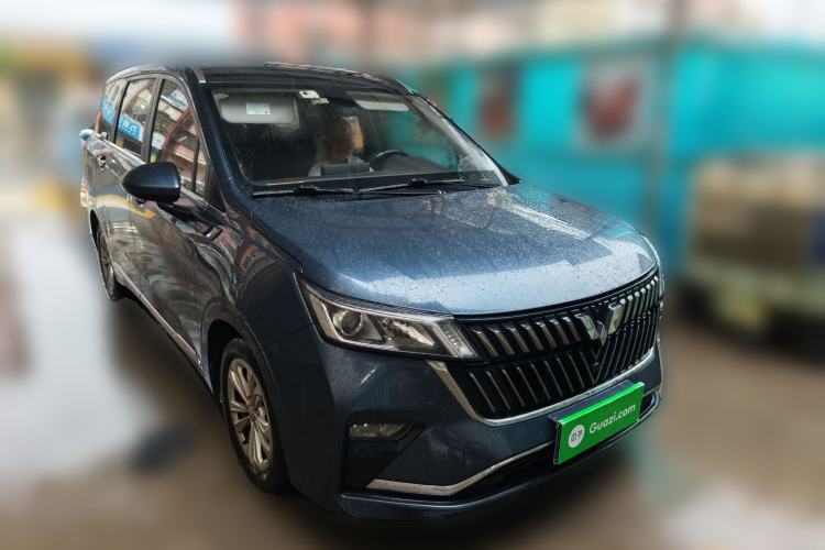 Used Wuling Jiachen 2022 1.5T CVT Smart Luxury Version Front Right 45 Deg