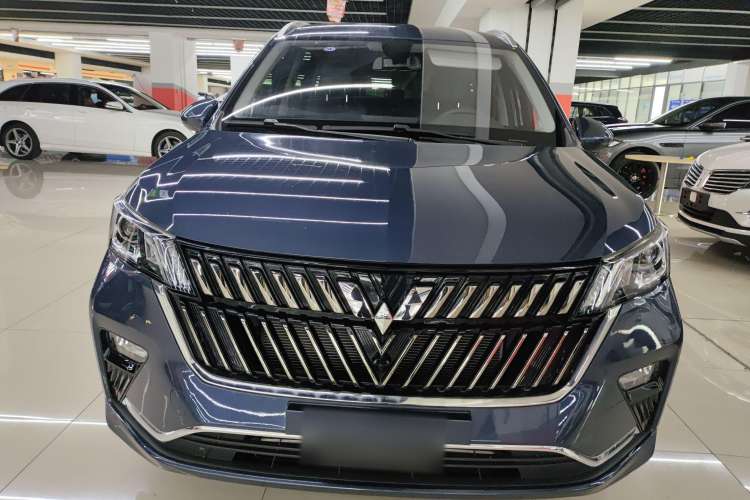 Used Wuling Jiachen 2022 1.5T CVT Smart Luxury Version Front