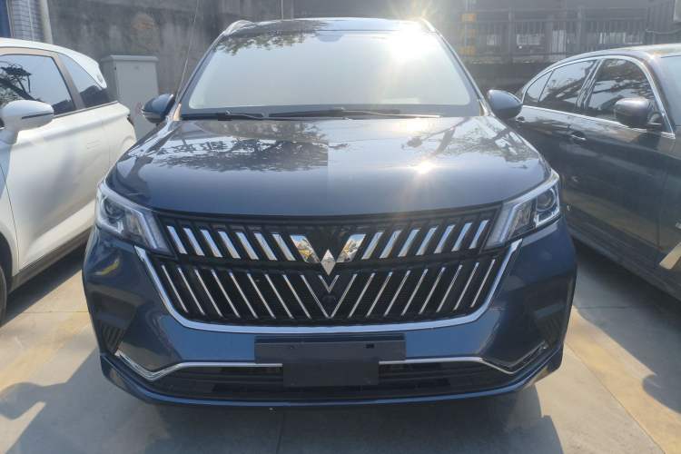 Used Wuling Jiachen 2022 1.5L Manual Comfort Edition Front