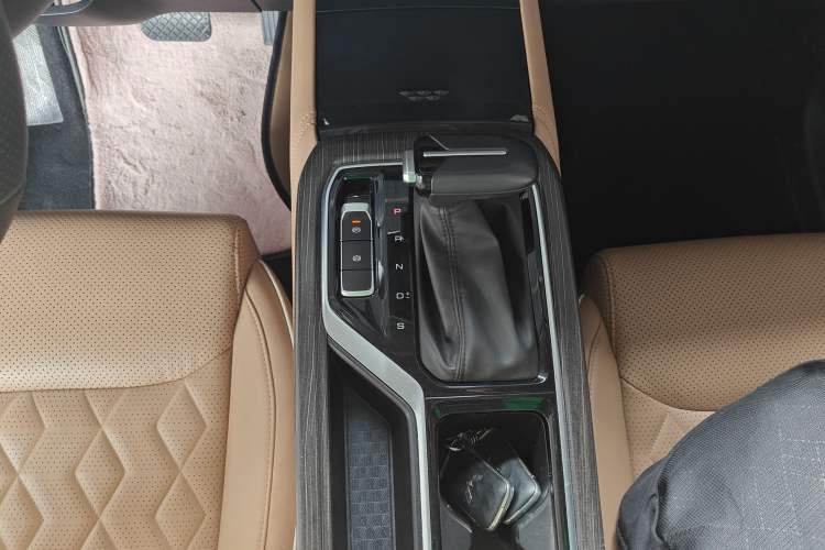 Used Wuling Jiachen 2022 1.5T CVT Deluxe Flagship Edition Gear Lever