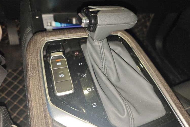 Used Wuling Jiachen 2022 1.5T CVT Deluxe Flagship Edition Gear Lever