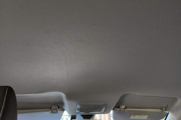 Used Wuling Jiachen 2022 1.5T CVT Smart Luxury Version Headliner
