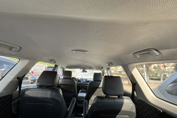Used Wuling Jiachen 2022 1.5T Manual Comfort & Dynamic Version Headliner
