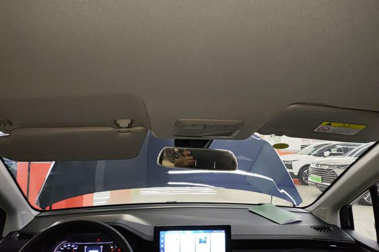 Used Wuling Jiachen 2022 1.5T CVT Smart Luxury Version Headliner