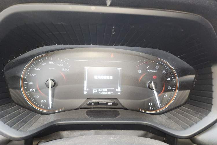 Used Wuling Jiachen 2022 1.5T CVT Deluxe Flagship Edition Instrument Cluster