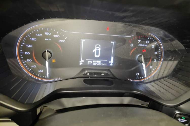Used Wuling Jiachen 2022 1.5T CVT Deluxe Flagship Edition Instrument Cluster