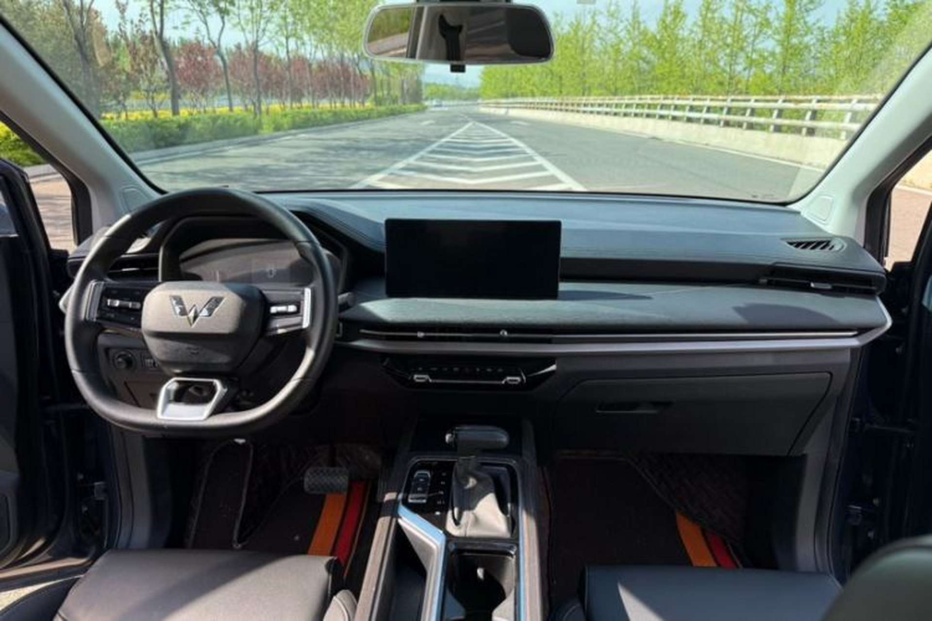Used Wuling Jiachen 2022 1.5T CVT Smart Luxury Version Interior 1