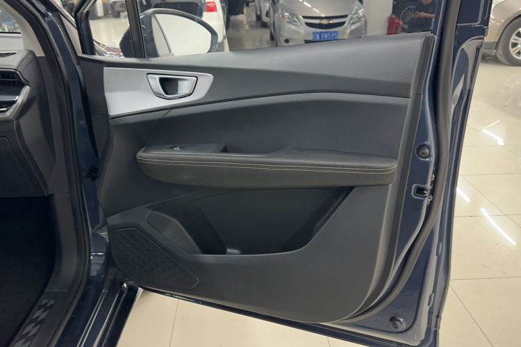 Used Wuling Jiachen 2022 1.5L Manual Enjoyment Elite Model Interior 11
