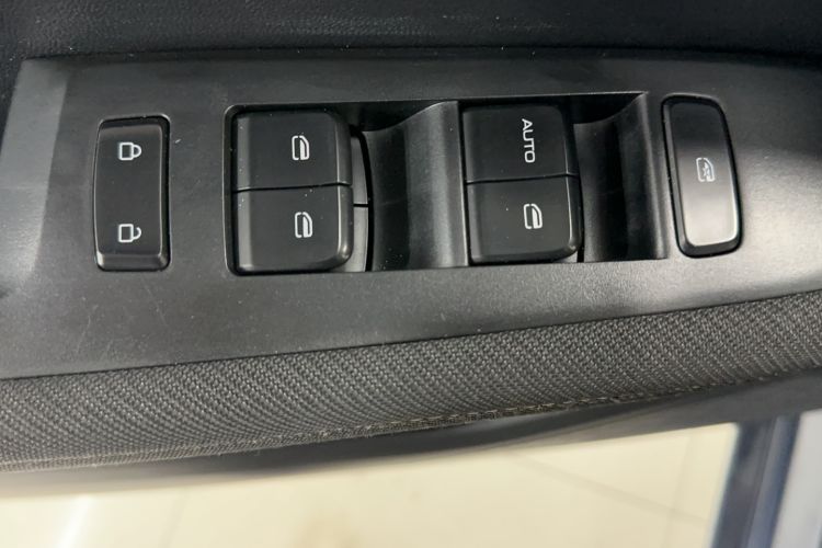 Used Wuling Jiachen 2022 1.5L Manual Enjoyment Elite Model Interior 12