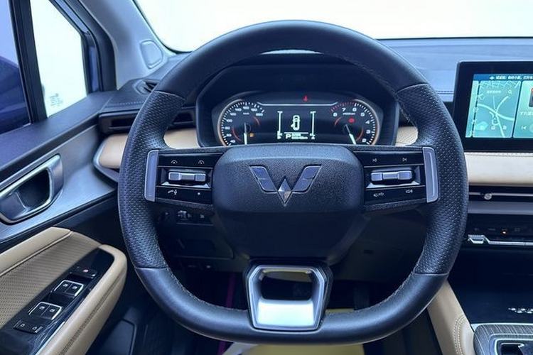 Used Wuling Jiachen 2022 1.5T CVT Deluxe Flagship Edition Interior 2
