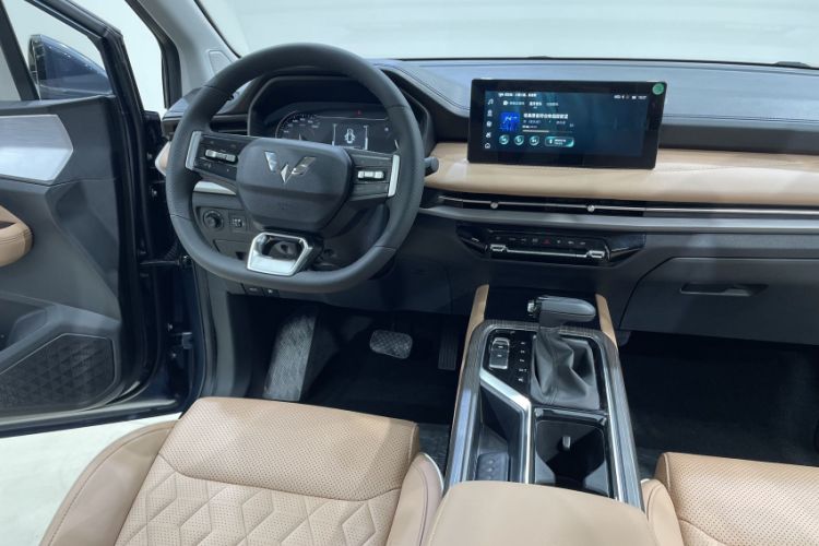 Used Wuling Jiachen 2022 1.5T CVT Deluxe Flagship Edition Interior 2