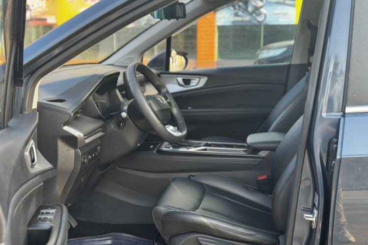 Used Wuling Jiachen 2022 1.5T CVT Smart Luxury Version Interior 4