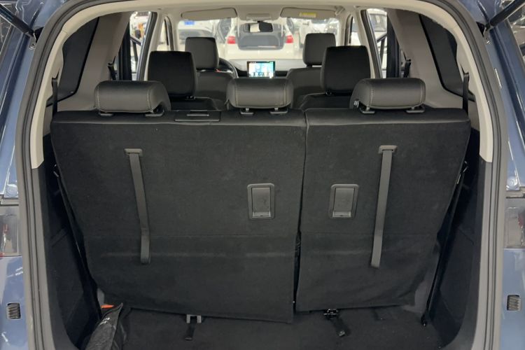 Used Wuling Jiachen 2022 1.5L Manual Enjoyment Elite Model Interior 7