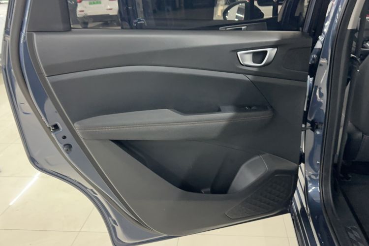 Used Wuling Jiachen 2022 1.5L Manual Enjoyment Elite Model Interior 9