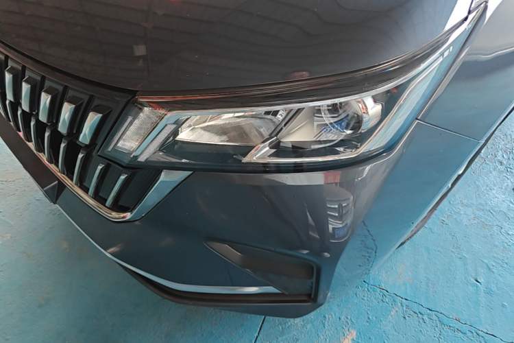 Used Wuling Jiachen 2022 1.5L Manual Comfort Edition Left Front Headlight