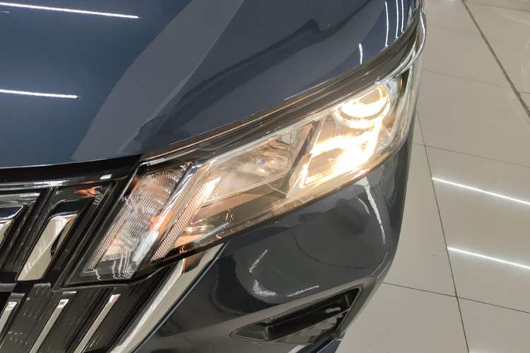 Used Wuling Jiachen 2022 1.5T CVT Smart Luxury Version Left Front Headlight