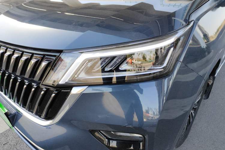 Used Wuling Jiachen 2022 1.5T CVT Deluxe Flagship Edition Left Front Headlight