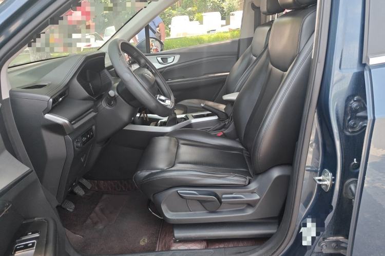Used Wuling Jiachen 2022 1.5T Manual Comfort & Dynamic Version Left Front Seat